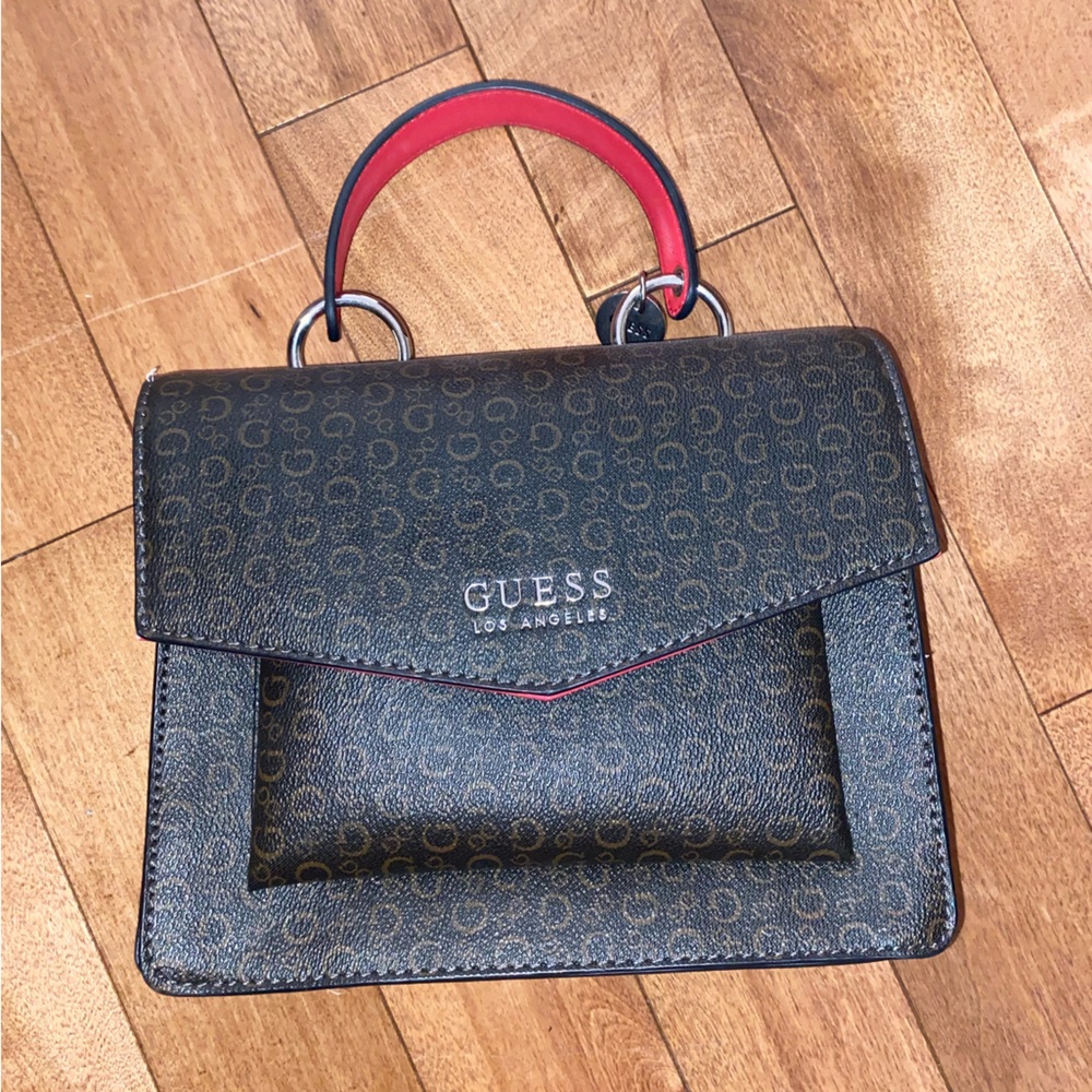 guess perfect condition purse never used